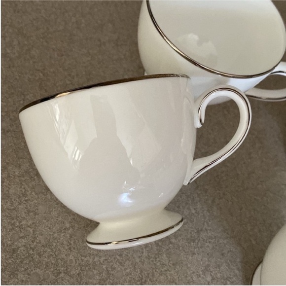 Wedgwood Regal Platinum Bread & Butter Plate and Footed Teacups Cups Set of 6 - Picture 11 of 11